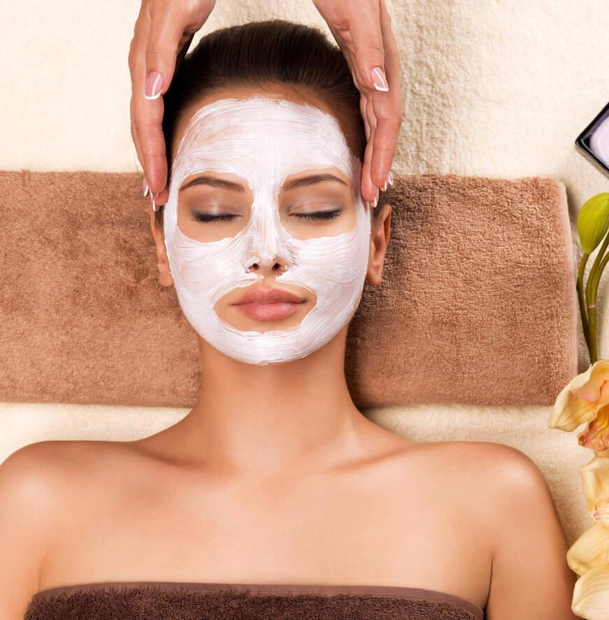 Body Scrub & Mask Treatment Depiction